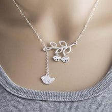 The Mommy and two Baby Birds Necklace